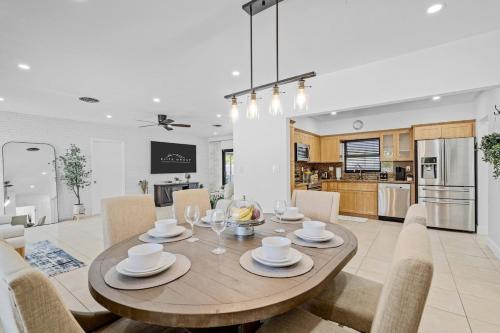 DREAM STAY, Private Pool, BBQ & Games-10min Airport in Sunset DREAM STAY, Private Pool, BBQ & Games-10min Airport in Sunset