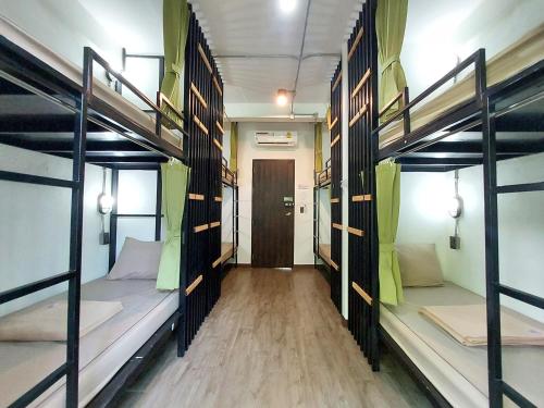 Feel Good Bangkok Hostel in ธนบุรี Feel Good Bangkok Hostel in ธนบุรี