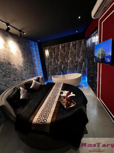 Hot tub, Mastery Hotel Nha Be in Phuoc Kien Hot tub, Mastery Hotel Nha Be in Phuoc Kien