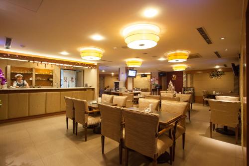 restavracija, Rich Garden Hotel near The Botanical Garden restavracija, Rich Garden Hotel near The Botanical Garden