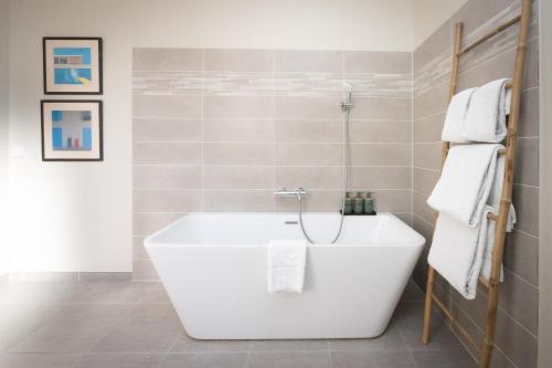 حمام, Maison du canal du midi in ضواحي كاركاسون حمام, Maison du canal du midi in ضواحي كاركاسون