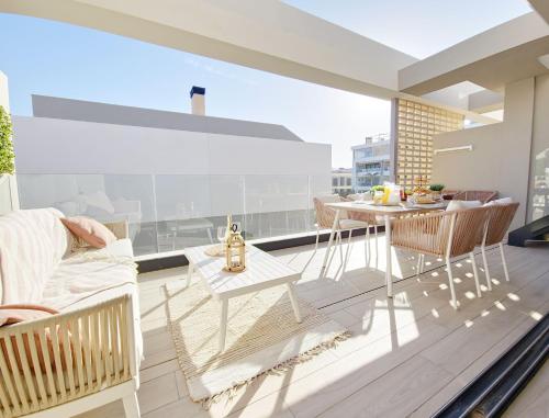 陽台/露台, Penthouse with Solarium Santa Rosalia Lake & Life Resort, Los Alcazares 35 in 埃爾帕爾馬 陽台/露台, Penthouse with Solarium Santa Rosalia Lake & Life Resort, Los Alcazares 35 in 埃爾帕爾馬