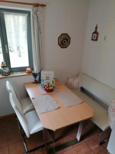 Ferienwohnung Perschl in Waging Am See Ferienwohnung Perschl in Waging Am See
