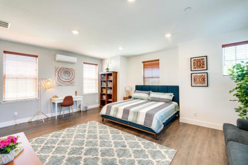 3 Mi to Golf and Shopping Cozy Roseville Studio in Highland Reserve 3 Mi to Golf and Shopping Cozy Roseville Studio in Highland Reserve