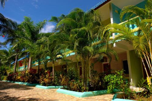 Entrada, Legends Beach Resort in Negril Entrada, Legends Beach Resort in Negril