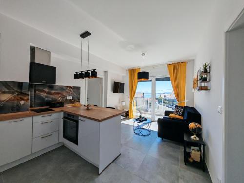 Modern Luxury Apartment Diva 1 , 4 stars, Čiovo, Okrug (Modern Luxury Apartment Diva 1 , 4 stars, Ciovo, Okrug) in Okrug Gornji Modern Luxury Apartment Diva 1 , 4 stars, Čiovo, Okrug (Modern Luxury Apartment Diva 1 , 4 stars, Ciovo, Okrug) in Okrug Gornji