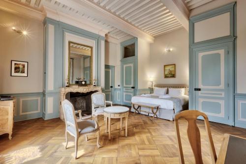 Kasteliades, Chateau de Burnand in Burnand Kasteliades, Chateau de Burnand in Burnand