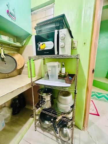 Montalban GuestHouse 2 AC BR 4pax 200mbps WiFi FREE Netflix Shower Heater Parking in โรดริเกซ Montalban GuestHouse 2 AC BR 4pax 200mbps WiFi FREE Netflix Shower Heater Parking in โรดริเกซ