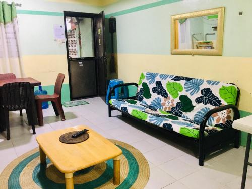 Montalban GuestHouse 2 AC BR 4pax 200mbps WiFi FREE Netflix Shower Heater Parking in โรดริเกซ Montalban GuestHouse 2 AC BR 4pax 200mbps WiFi FREE Netflix Shower Heater Parking in โรดริเกซ