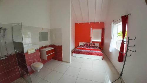 Баня, Villa spacieuse avec piscine à Sainte-Anne (Villa spacieuse avec piscine a Sainte-Anne) in Berard Баня, Villa spacieuse avec piscine à Sainte-Anne (Villa spacieuse avec piscine a Sainte-Anne) in Berard