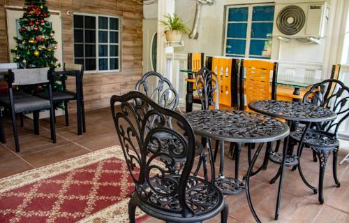 balkon/terras, PRI Studio Apartment in Arnos Vale balkon/terras, PRI Studio Apartment in Arnos Vale