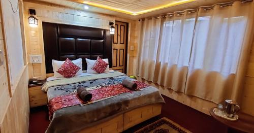The K2 Alpine in Pahalgam The K2 Alpine in Pahalgam