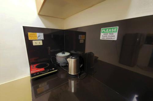 Kitchen, Treasure Link Cooperative Society DECA CLARK Transient House Angeles City in Clark Freeport Zone Kitchen, Treasure Link Cooperative Society DECA CLARK Transient House Angeles City in Clark Freeport Zone
