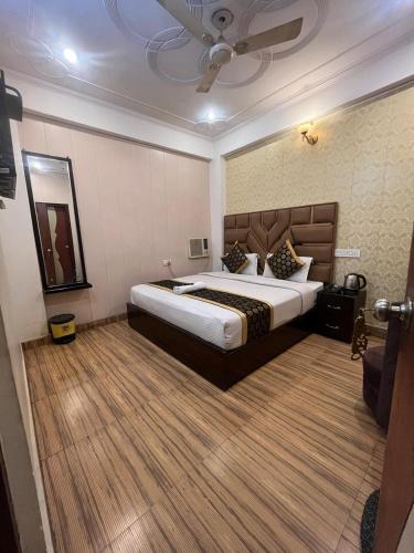 ganga house near hotel dev near krishna hotel in Rodi Belwala ganga house near hotel dev near krishna hotel in Rodi Belwala