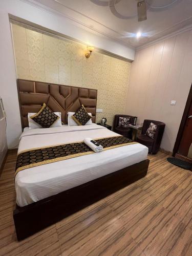 ganga house near hotel dev near krishna hotel in Rodi Belwala ganga house near hotel dev near krishna hotel in Rodi Belwala