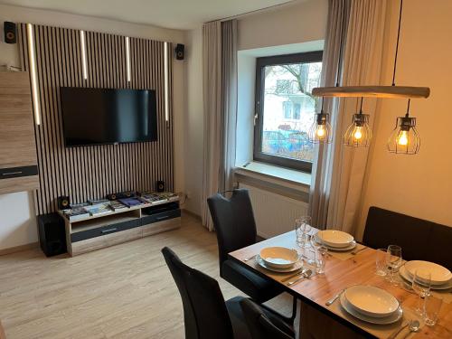 Közös társalgó / TV, Ferienwohnung JuraSchatz in Monheim Közös társalgó / TV, Ferienwohnung JuraSchatz in Monheim