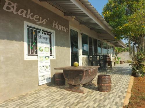 Blakeys' Home in Sanam Chai Khet Blakeys' Home in Sanam Chai Khet