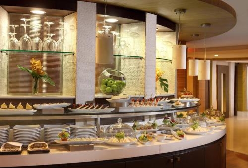 パブ/ラウンジ, デュシット タニ パタヤ (Dusit Thani Pattaya) in パタヤ北部 パブ/ラウンジ, デュシット タニ パタヤ (Dusit Thani Pattaya) in パタヤ北部