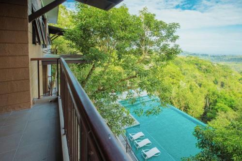Mist Mountain Resort powered by Cocotel in Balamban Mist Mountain Resort powered by Cocotel in Balamban