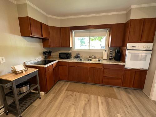 Swayzee St Suite in Marion (Indiana) Swayzee St Suite in Marion (Indiana)