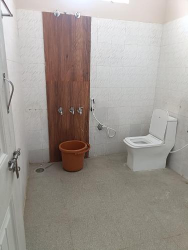 Lakshmi comfort in Srirangapatna Lakshmi comfort in Srirangapatna