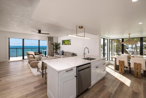 Pines & Palms Resort in 伊斯拉莫拉達 (FL) Pines & Palms Resort in 伊斯拉莫拉達 (FL)