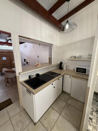 Cocina, Studio 104 - Centre ville et plage de Sainte-Anne in Sainte-Anne Cocina, Studio 104 - Centre ville et plage de Sainte-Anne in Sainte-Anne