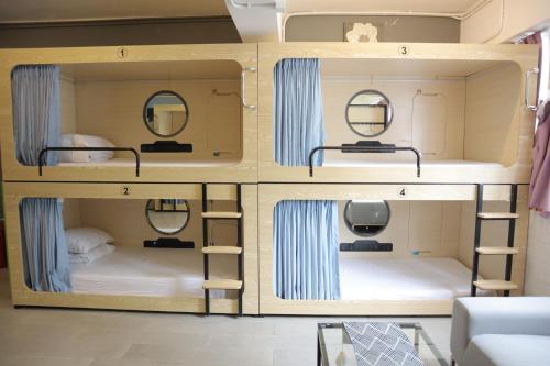 Hi Backpackers (Hong Kong Hostel Group) in Causeway Bay Hi Backpackers (Hong Kong Hostel Group) in Causeway Bay