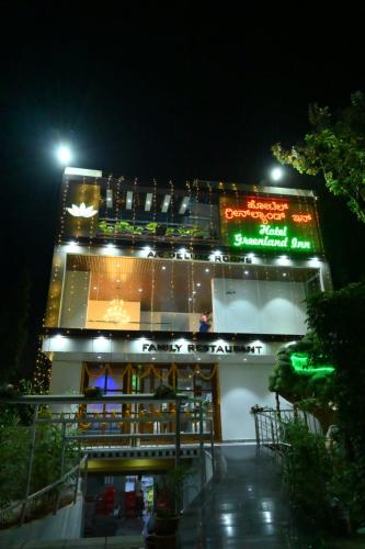 Hotel Greenland Inn Hampi in Kamalapur Hotel Greenland Inn Hampi in Kamalapur