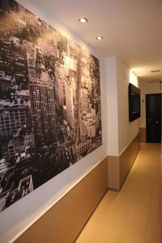 設施, 中心酒店 (Hostal Central) in 休達 設施, 中心酒店 (Hostal Central) in 休達