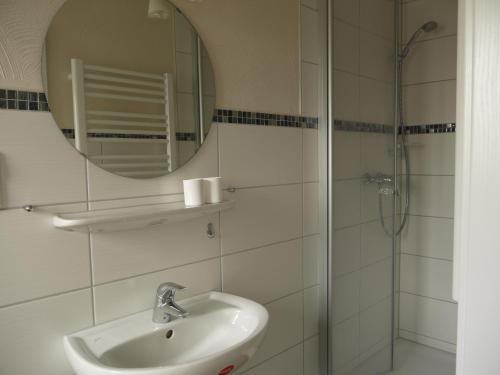 Bathroom, Haus Reitz in Ernst Bathroom, Haus Reitz in Ernst