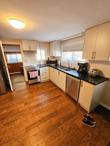 Spacious 2-bedroom ground floor unit near beach in 柯堡 Spacious 2-bedroom ground floor unit near beach in 柯堡
