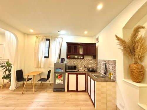 อพาร์ตเมนต์ 1 ห้องนอน 1 ห้องน้ำส่วนตัว ขนาด 30 ตร.ม. – ดองดา (Shii’s Apartment) in ฮานอย อพาร์ตเมนต์ 1 ห้องนอน 1 ห้องน้ำส่วนตัว ขนาด 30 ตร.ม. – ดองดา (Shii’s Apartment) in ฮานอย
