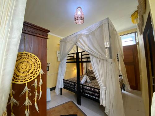 Coliving Bali SWEET HOME Kost Lengkap di Tabanan Kot in Tabanan Coliving Bali SWEET HOME Kost Lengkap di Tabanan Kot in Tabanan
