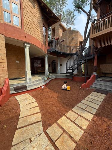 EcoMinimalist Home by the River in Srirangapatna EcoMinimalist Home by the River in Srirangapatna