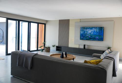 Beach Front House - Back Up Power & Water in לה-מרסי Beach Front House - Back Up Power & Water in לה-מרסי