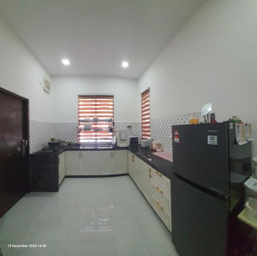 ห้องครัว, Homestay Cheq Gu in อาเยอร์ฮิตัม ห้องครัว, Homestay Cheq Gu in อาเยอร์ฮิตัม