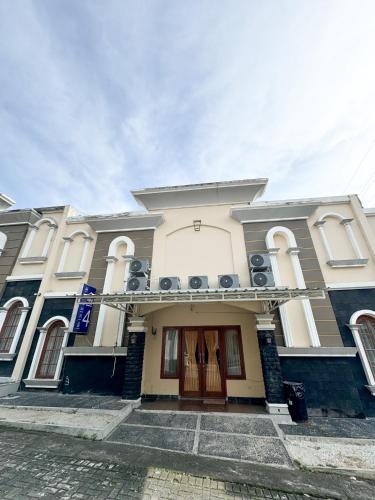 숙소 외관, Adiputra Guesthouse Tata Bumi by Homiq in Godean 숙소 외관, Adiputra Guesthouse Tata Bumi by Homiq in Godean