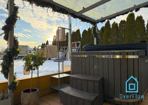 City Break- Spacious Apartment with Jacuzzi- Tranquil Escape 15 Minutes to the Sea and City Center in Borkowo Lostowickie City Break- Spacious Apartment with Jacuzzi- Tranquil Escape 15 Minutes to the Sea and City Center in Borkowo Lostowickie