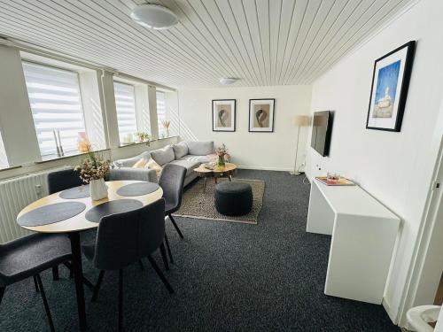 City Center Modern 2-BR Haven with a Stylish Twist in Aalborg Városközpont City Center Modern 2-BR Haven with a Stylish Twist in Aalborg Városközpont