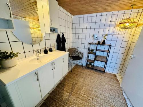 City Center Modern 2-BR Haven with a Stylish Twist in Aalborg Városközpont City Center Modern 2-BR Haven with a Stylish Twist in Aalborg Városközpont
