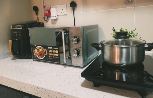 Le-Gris, Homestay Puncak Alam Free WIFI & Netflix! in باندار بونشاك ألام Le-Gris, Homestay Puncak Alam Free WIFI & Netflix! in باندار بونشاك ألام