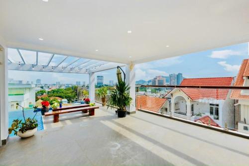 Villa Lê Ngọc Hân 105 (Villa Le Ngoc Han 105) in Phuong 4 Villa Lê Ngọc Hân 105 (Villa Le Ngoc Han 105) in Phuong 4