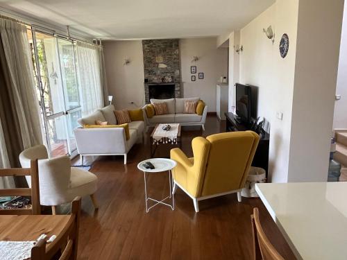 Triplex Villa with private Pool and Garden in Омурка Triplex Villa with private Pool and Garden in Омурка