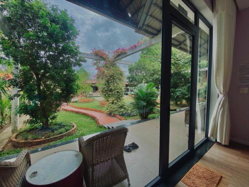 View, Rooster Mekong Garden and Villas in Cho Lach View, Rooster Mekong Garden and Villas in Cho Lach