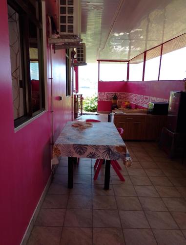 Fasilitas, CHEZ ALIZHIA in Nuku Hiva Fasilitas, CHEZ ALIZHIA in Nuku Hiva