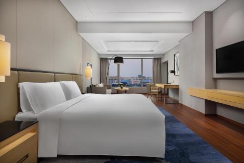 New World Beijing Hotel in Qianmen & Temple of Heaven New World Beijing Hotel in Qianmen & Temple of Heaven