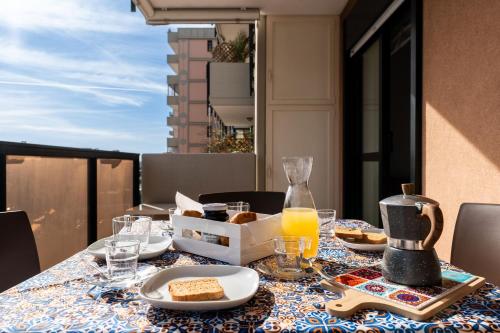 Balcony/terrace, Nicol House Luxury in Bari by BarbarHouse in Santa Fara Balcony/terrace, Nicol House Luxury in Bari by BarbarHouse in Santa Fara