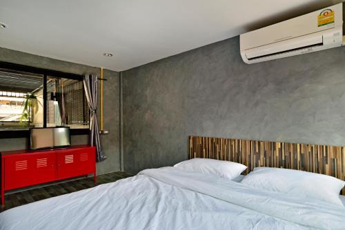 This photo about M Gray Hostel shared on HyHotel.com