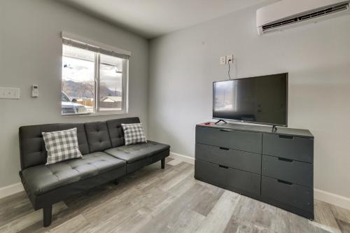 Updated Hawthorne Apartment, 12 Mi to Walker Lake! in 霍索恩 Updated Hawthorne Apartment, 12 Mi to Walker Lake! in 霍索恩